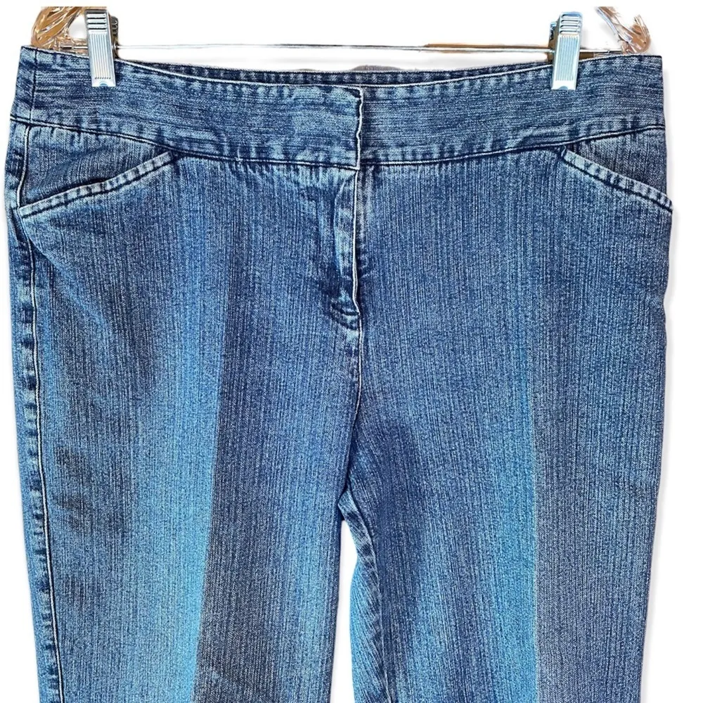 Orvis 4 Pocket Wide Leg Medium Rise Jeans Size 14 - Image 2