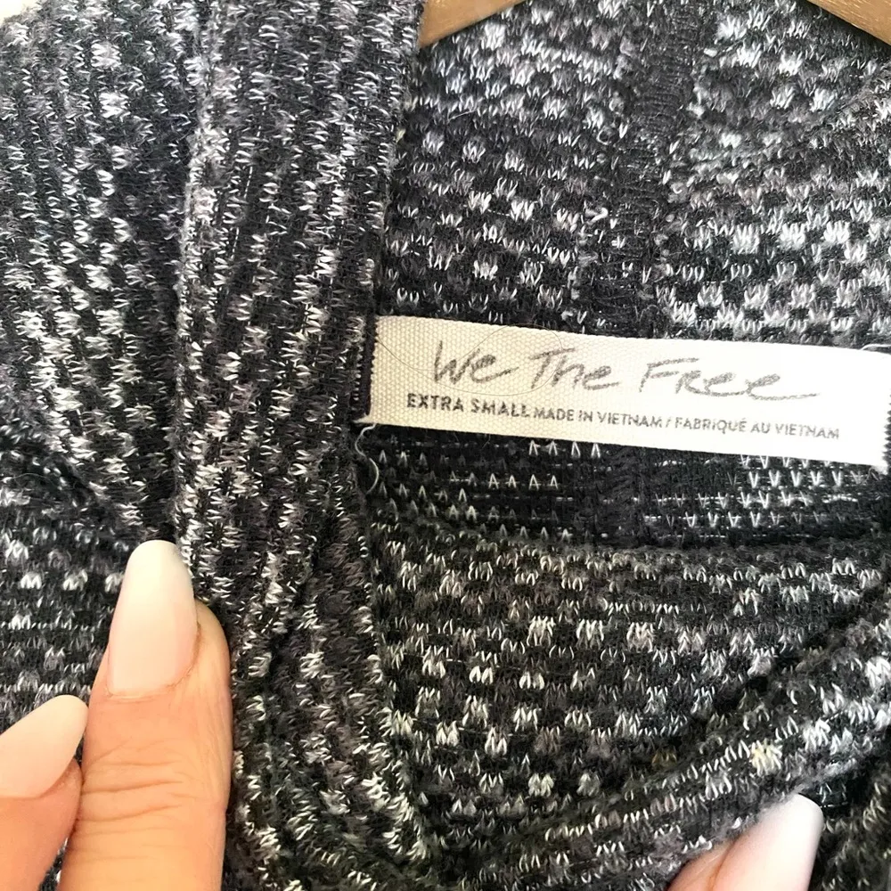 The Free People We the Free Sweater Women's Turtleneck XS Black-Gray Bell Sleeve - Image 3