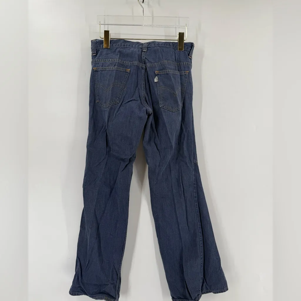 Levi’s for gals big E on white tag size 28 - Image 2