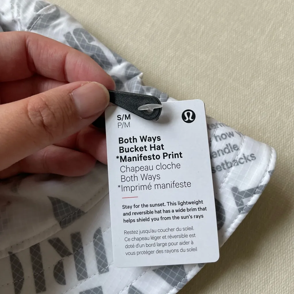 Lululemon both ways reversible bucket hat - manifest print - Image 4