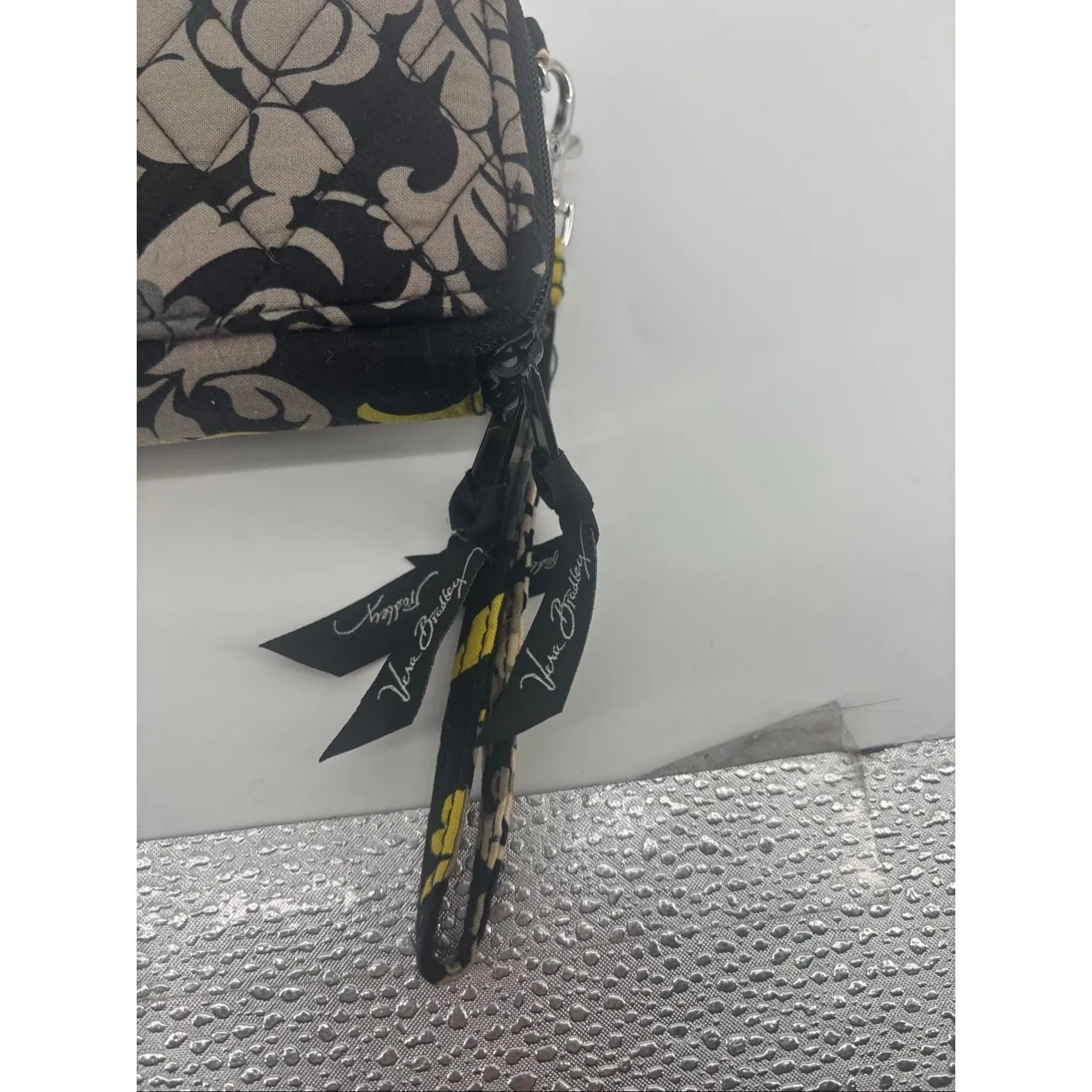 VERA BRADLEY Baroque Wristlet Wallet Zip Around I.D./card holder Black yellow - Image 2