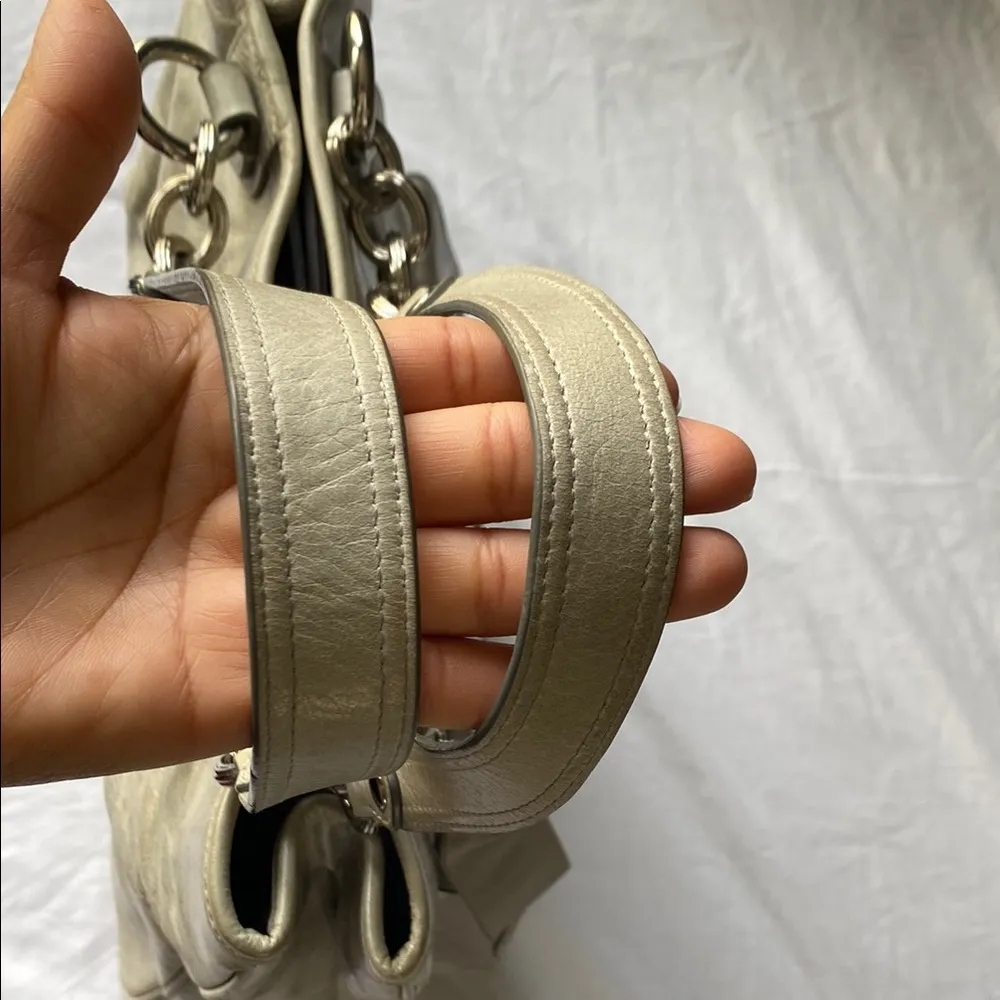 Green Shoulder Bag with Chain Straps - Image 4