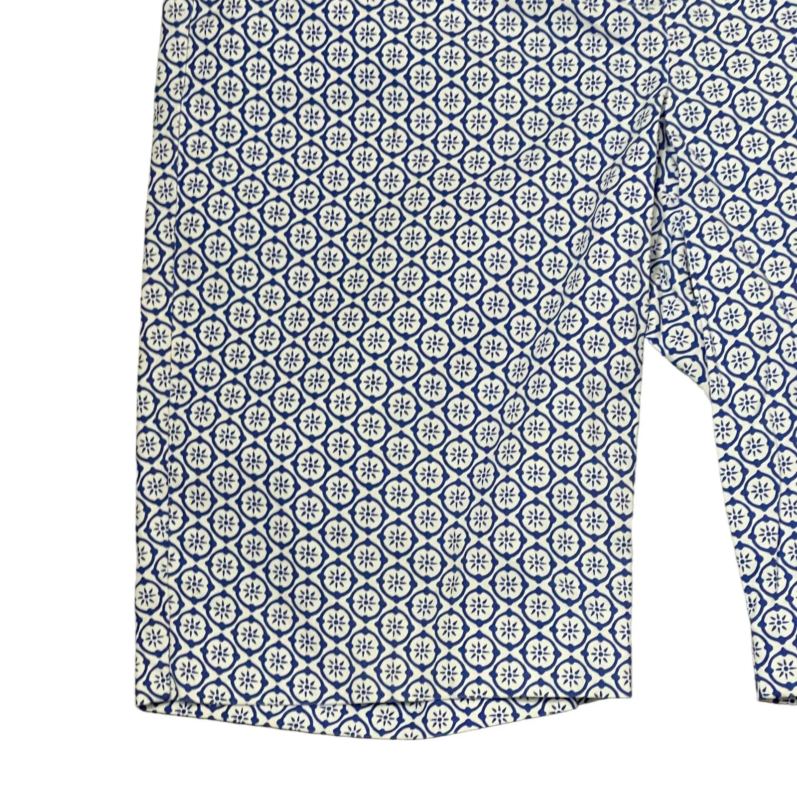 Talbots The Weekend Shorts Size 4‎ Blue White Pattern Cotton Stretch 32X10 - Image 3