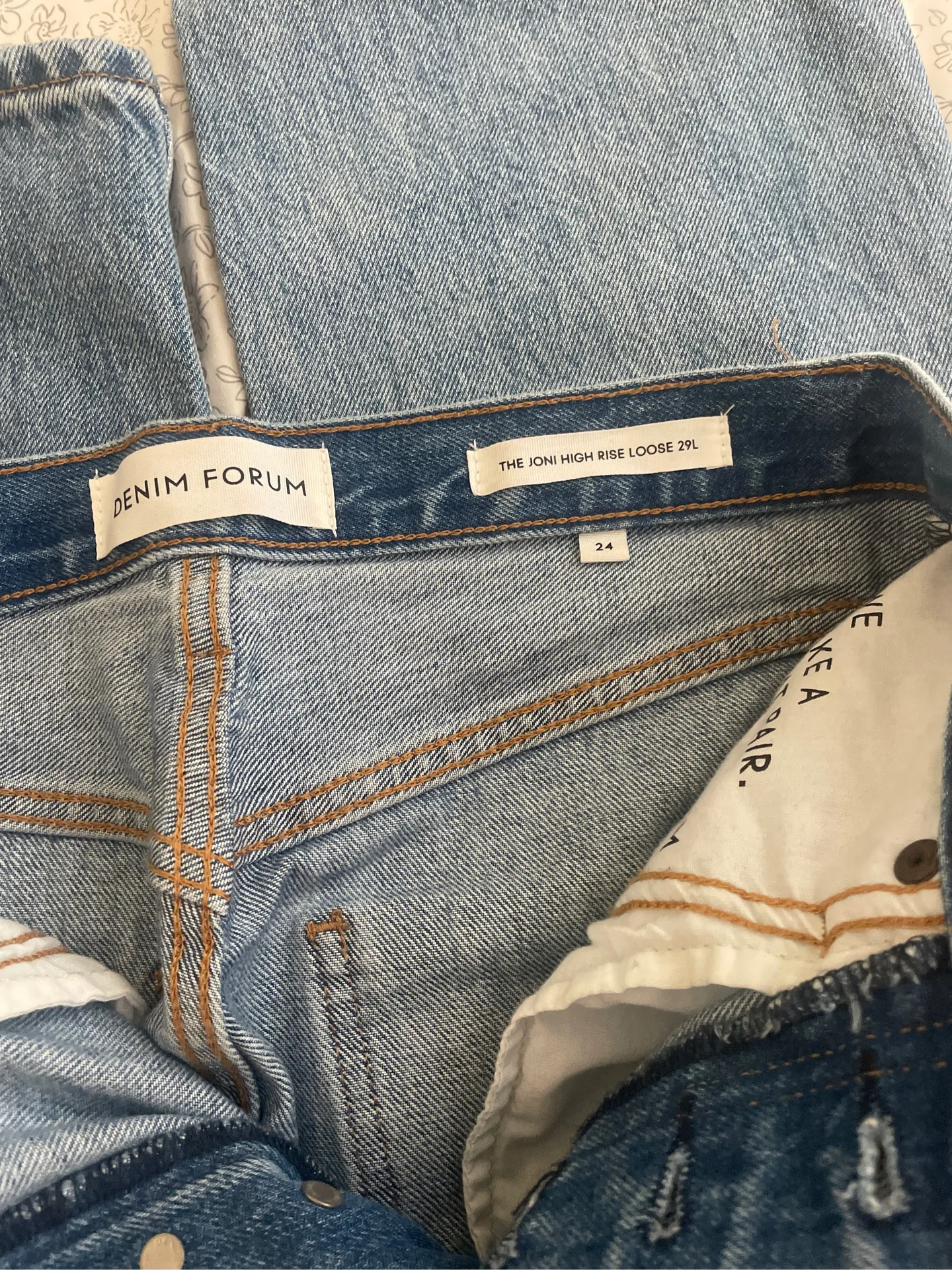 Aritzia Denim Forum Joni High-Rise Loose Jeans - Image 4