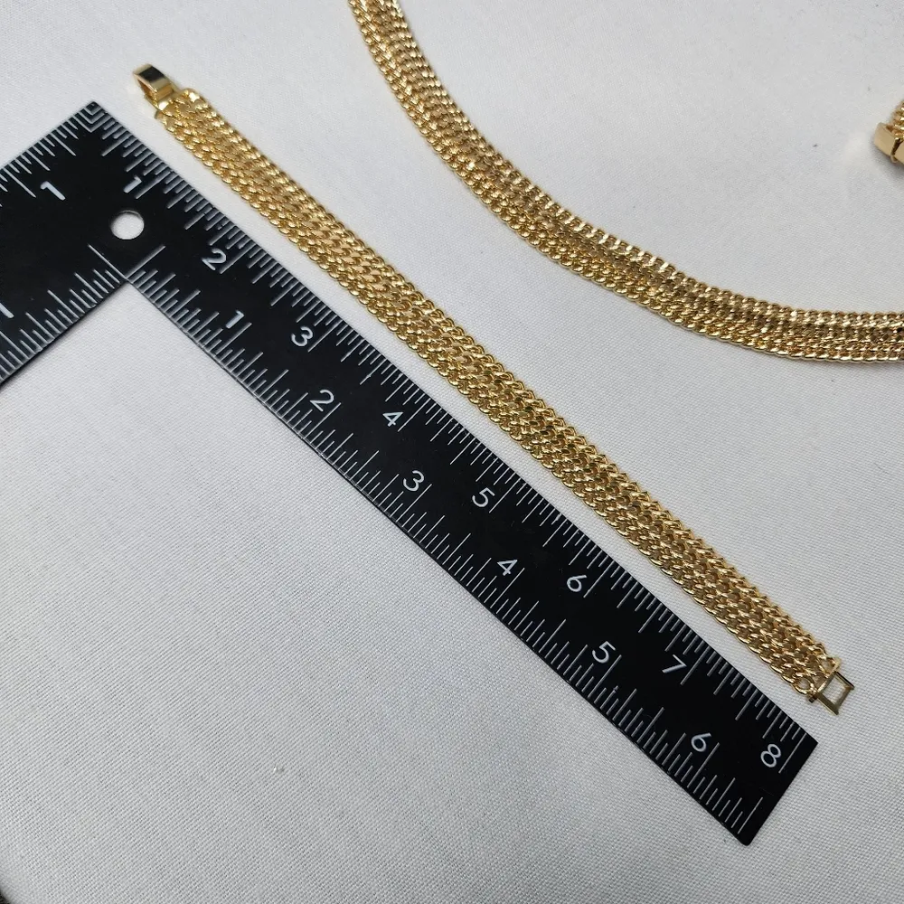 Gold Chain Necklace and Matching Braclet Set - Image 6