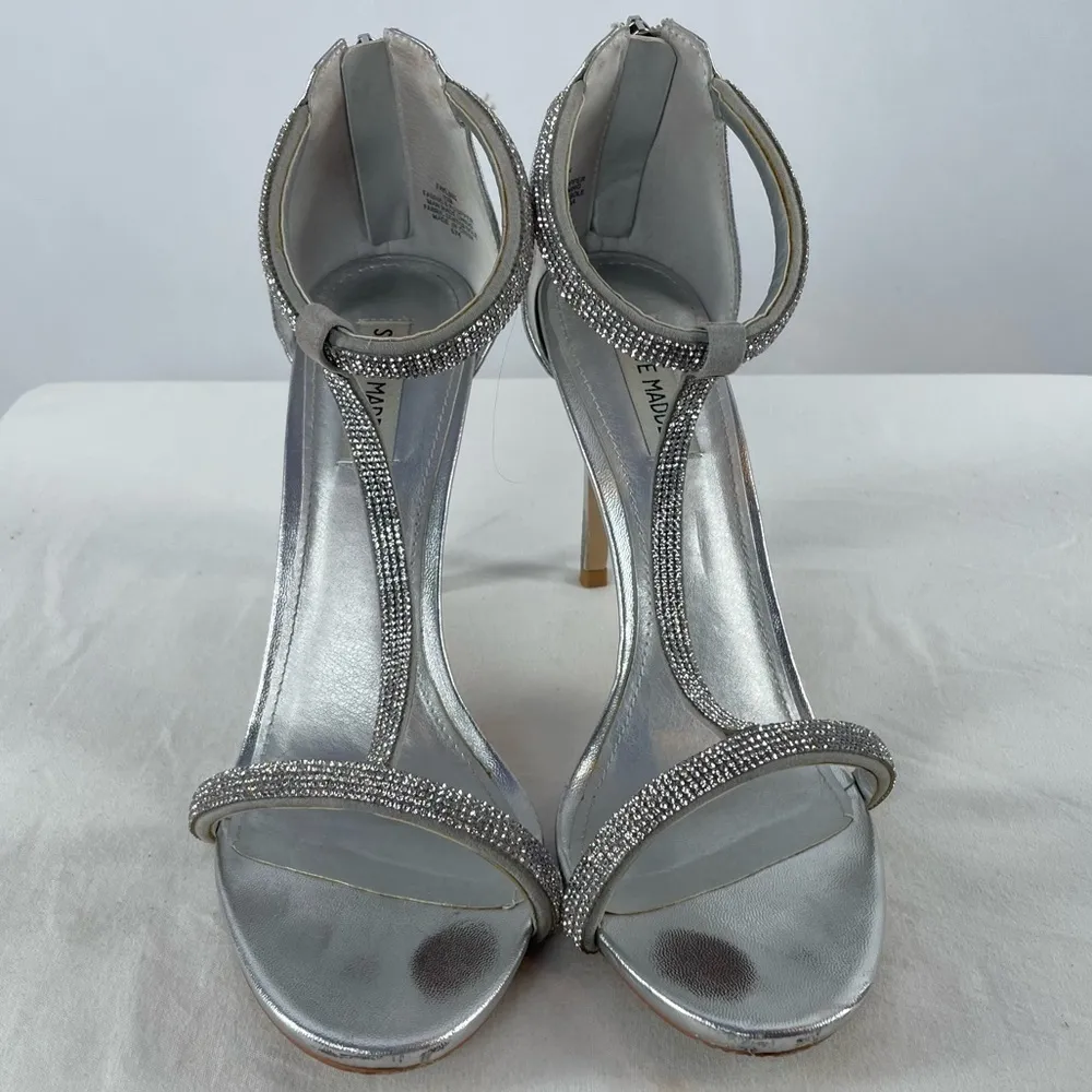 Steve Madden Faylinn Rhinestone Embellished T Strap Stiletto‎ Heels in Silver 11 - Image 4