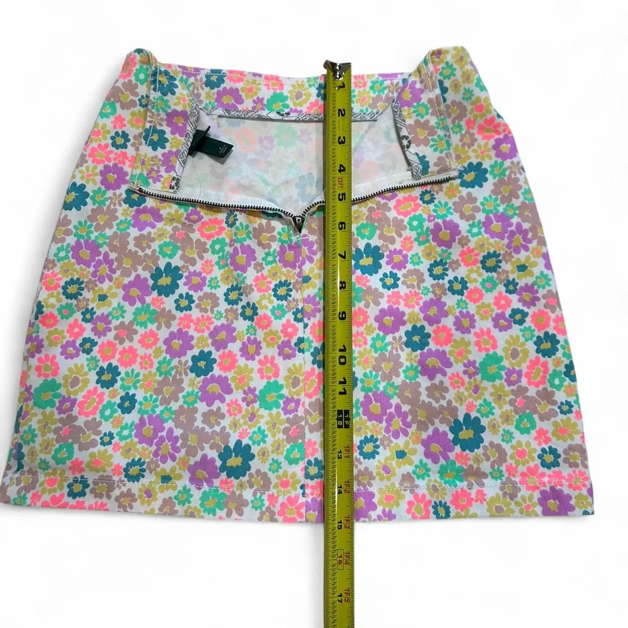 Multicolored Floral Mini Skirt - Image 3