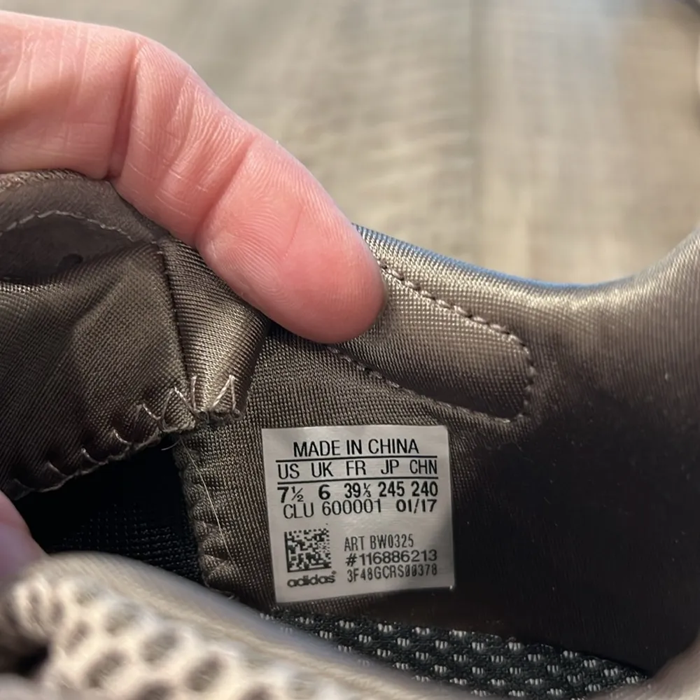 Adidas women’s running shoes - Image 6