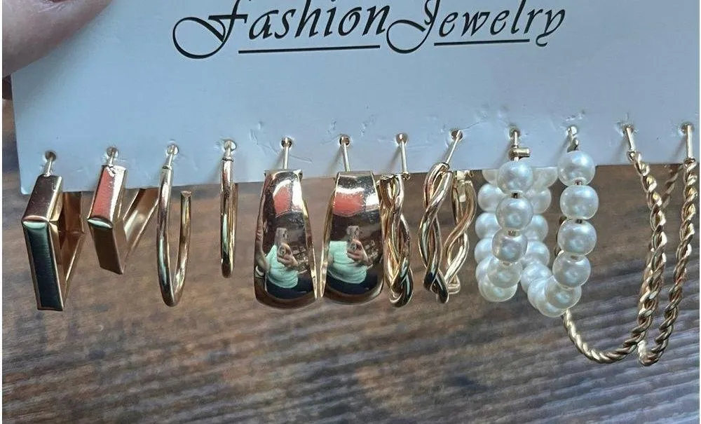 6 PCS Earring Set Gold - Image 4