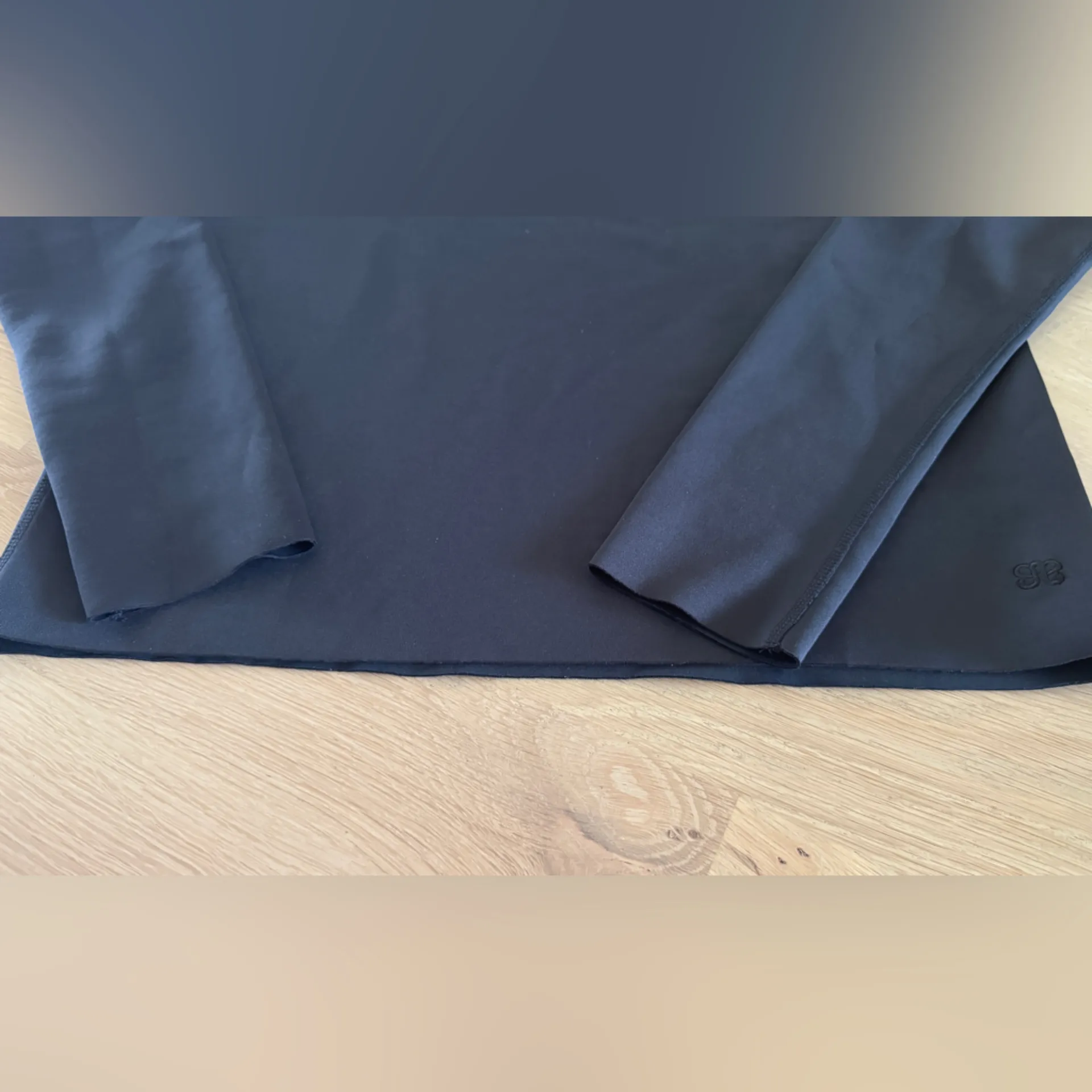 Albion Fit black neo scuba sweatshirt black size small - Image 9