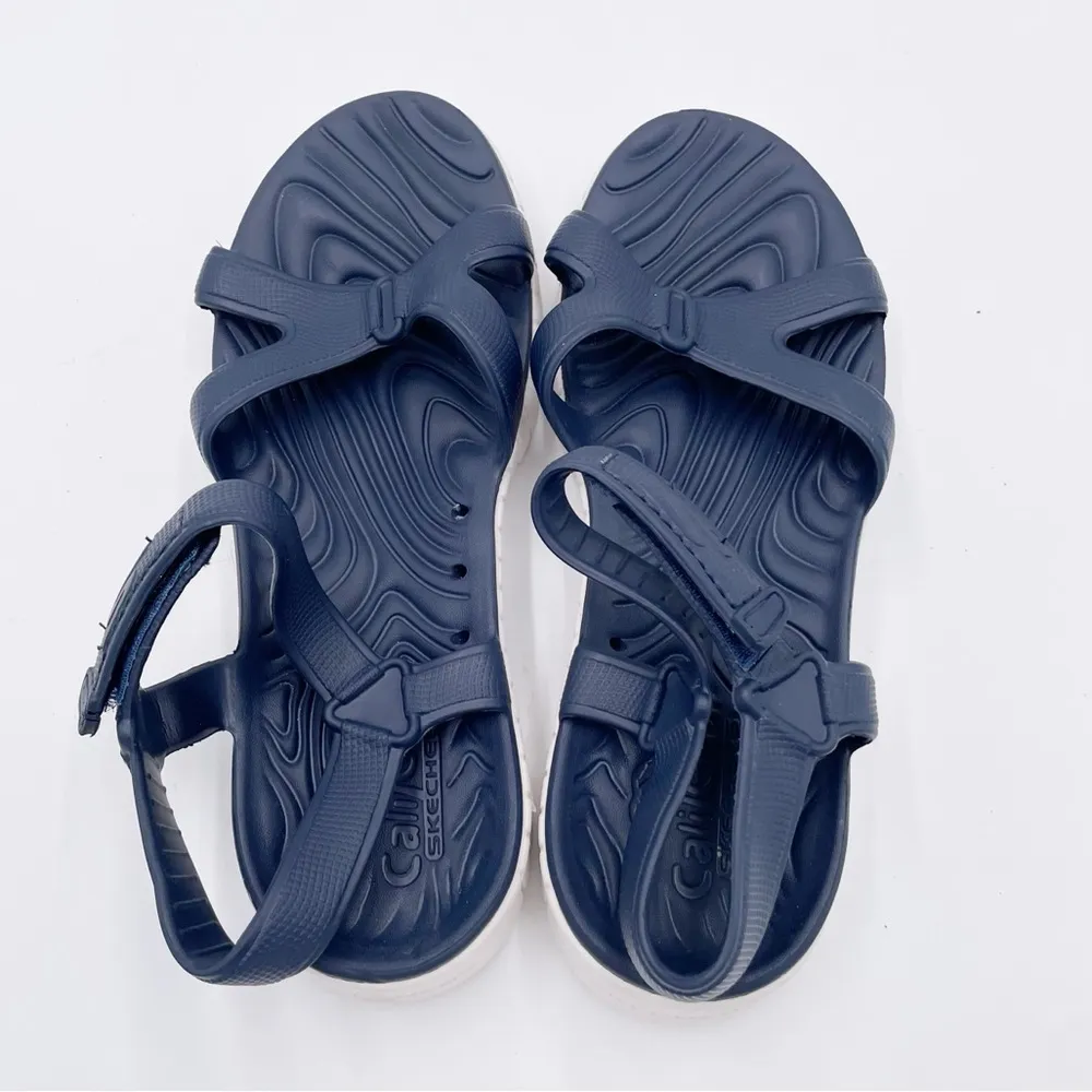 Skecher's Cali Gear Go Walk Smart Aloha Sandals Navy Blue Women's Size 10 - Image 4