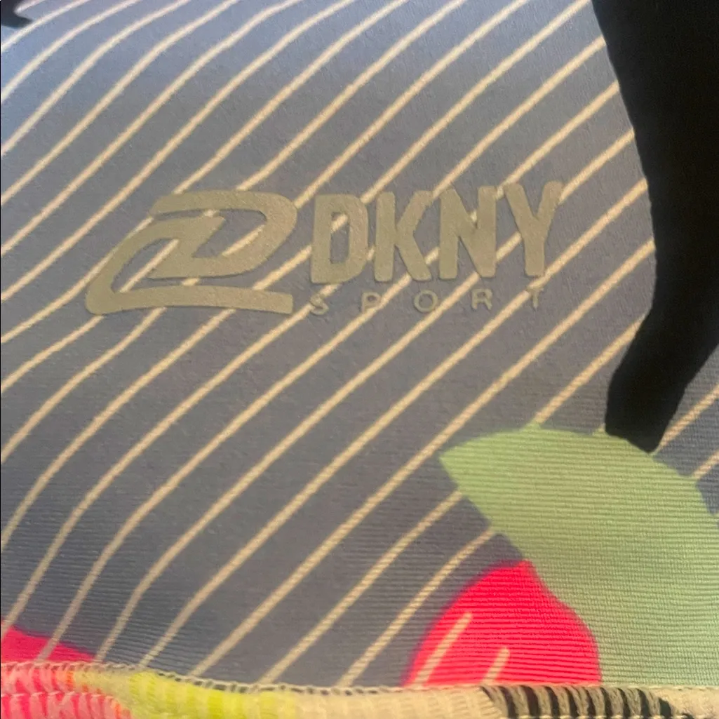 DKNY Women's Multicolor Abstract High-Waist 7/8 Leggings - Image 3