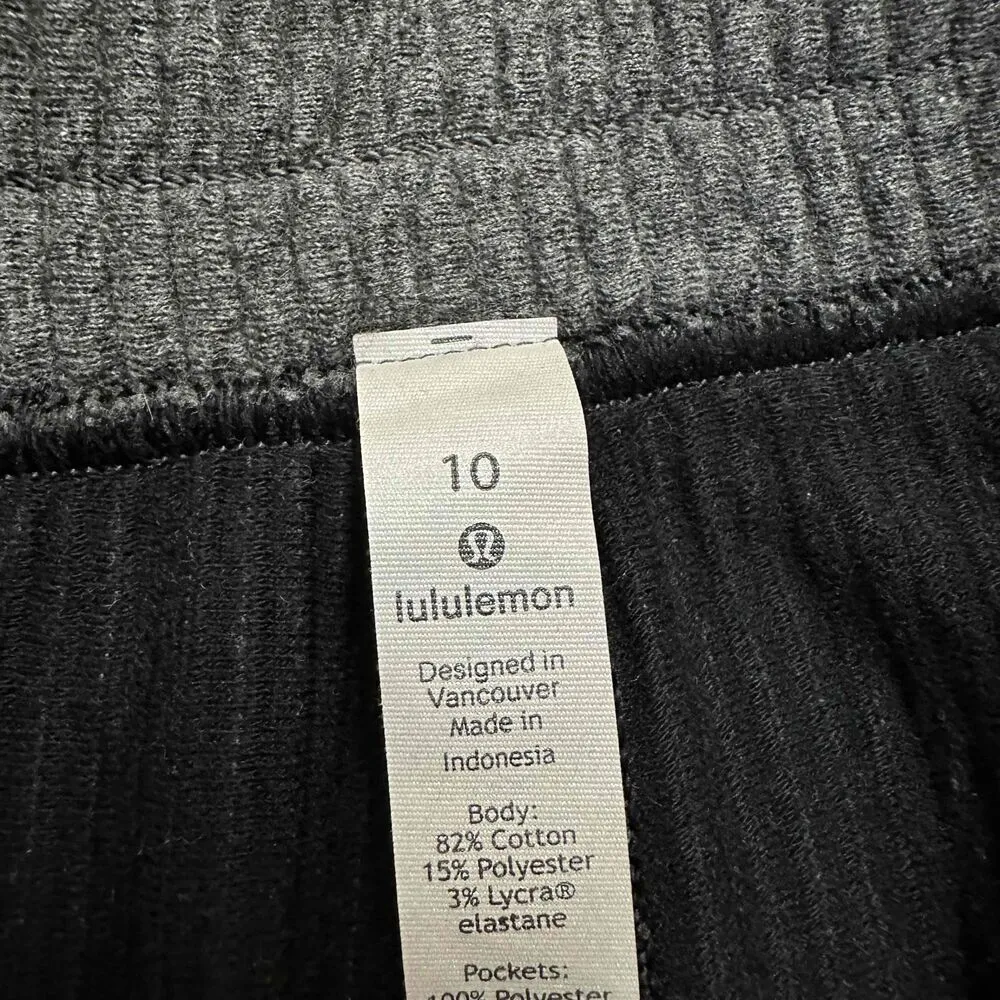 Lululemon Heathered Core Grey Ribbed Culottes Pants Size 10 - Image 4