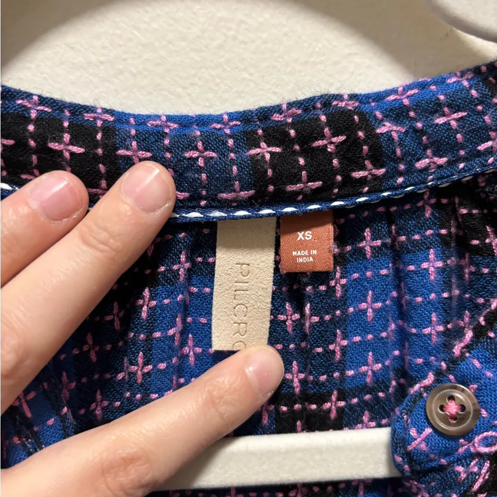 ANTHROPOLOGIE PILCRO Embroidered Plaid Button Up Size XS Crew Neck Long Sleeve - Image 4