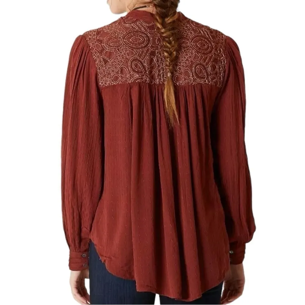 Free People Women’s Size XS Red Embroidered Canyon Rose Button Up Shirt - Image 6