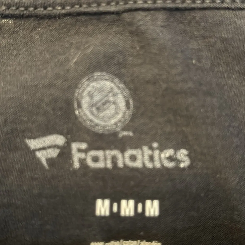 Fanatics NHL Vegas Golden Knights VGK Hockey Black L/S Shirt Med EUC #7044 - Image 7