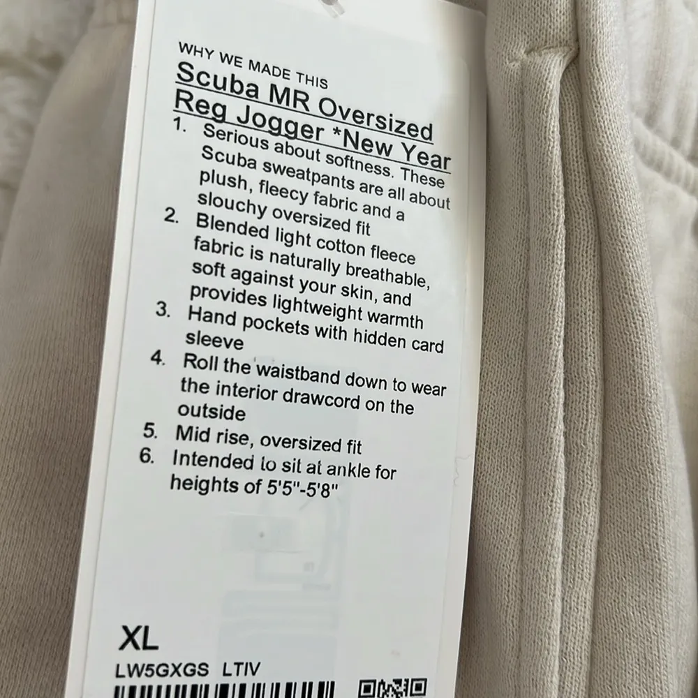 1/2 Zip Scuba/Oversized Scuba Joggers Lunar New Year Ivory XL/XXL NWT - Image 16