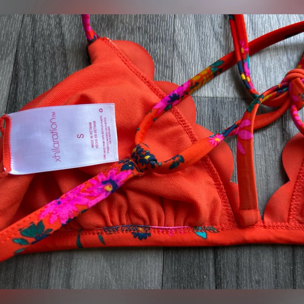 Xhilaration Red Bikini Set with Floral Design - Image 7