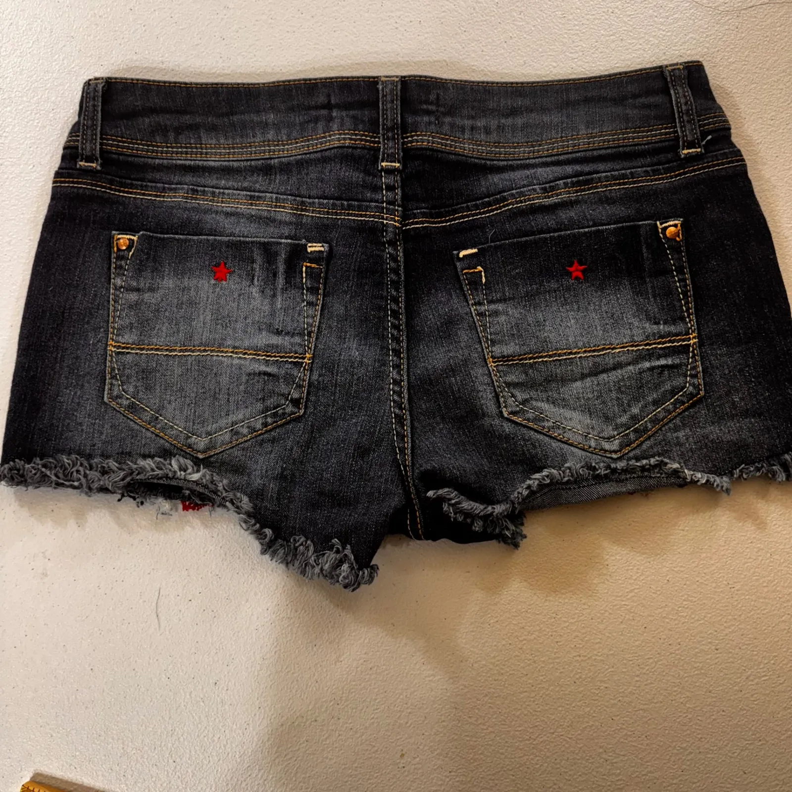 No Boundaries Star Patch Denim short shorts patrotic 4th JULY  Frayed Cuffs Sz 9 - Image 6