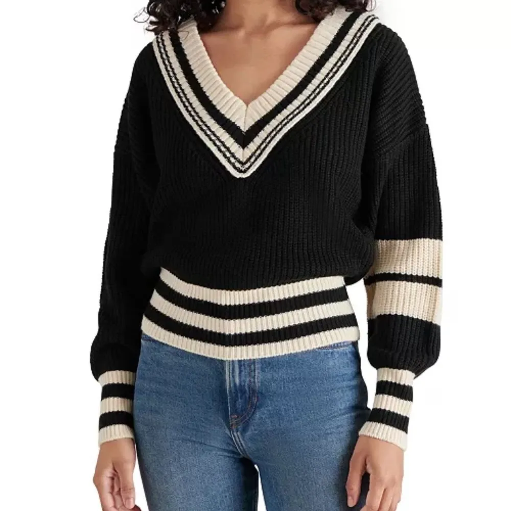 Steve Madden  
Women's Jen V-Neck Tipping-Detail Sweater - Image 12