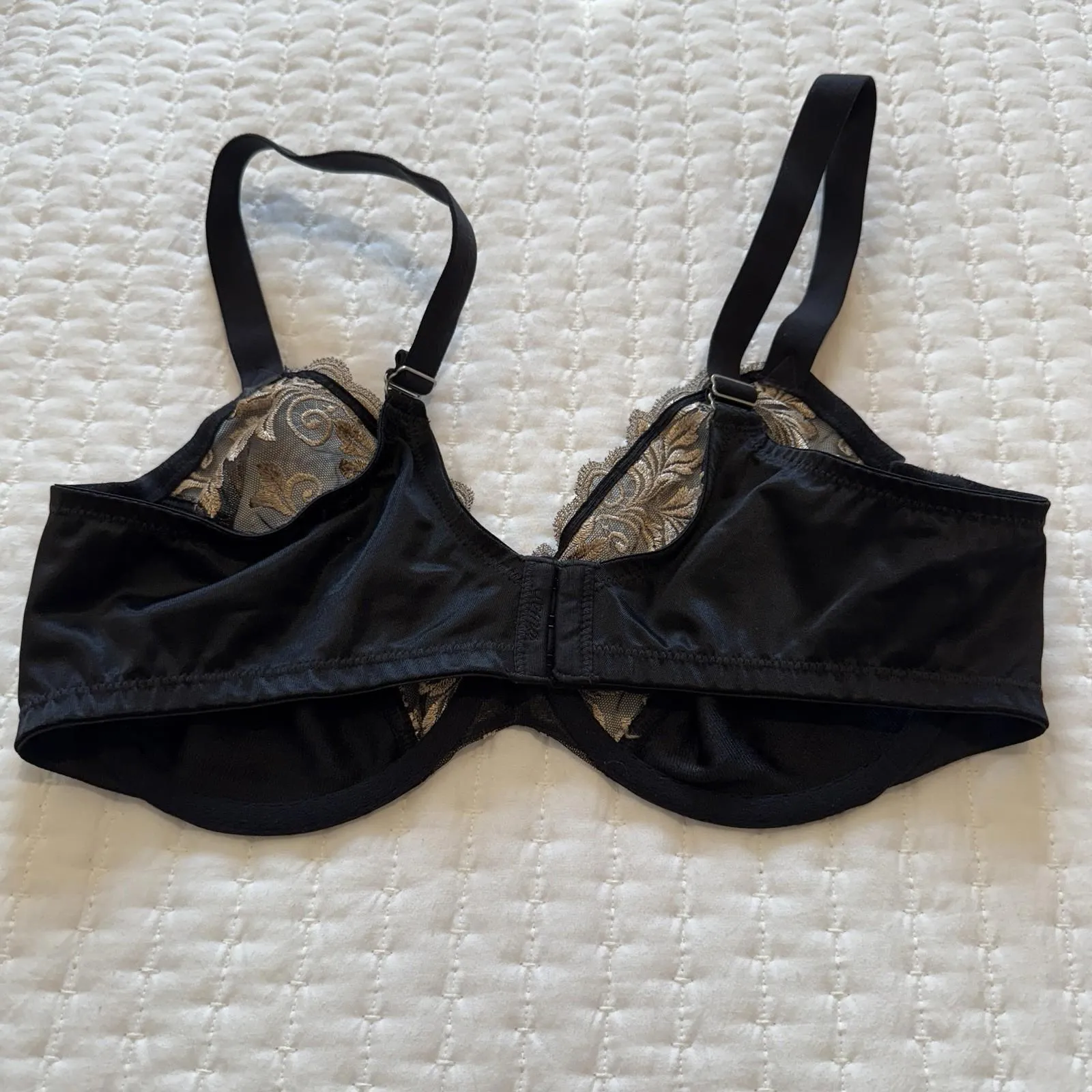 Soma 40C Underwire Bra Black Champagne Gold Embroidery Lace Unlined Size undefined - Image 10