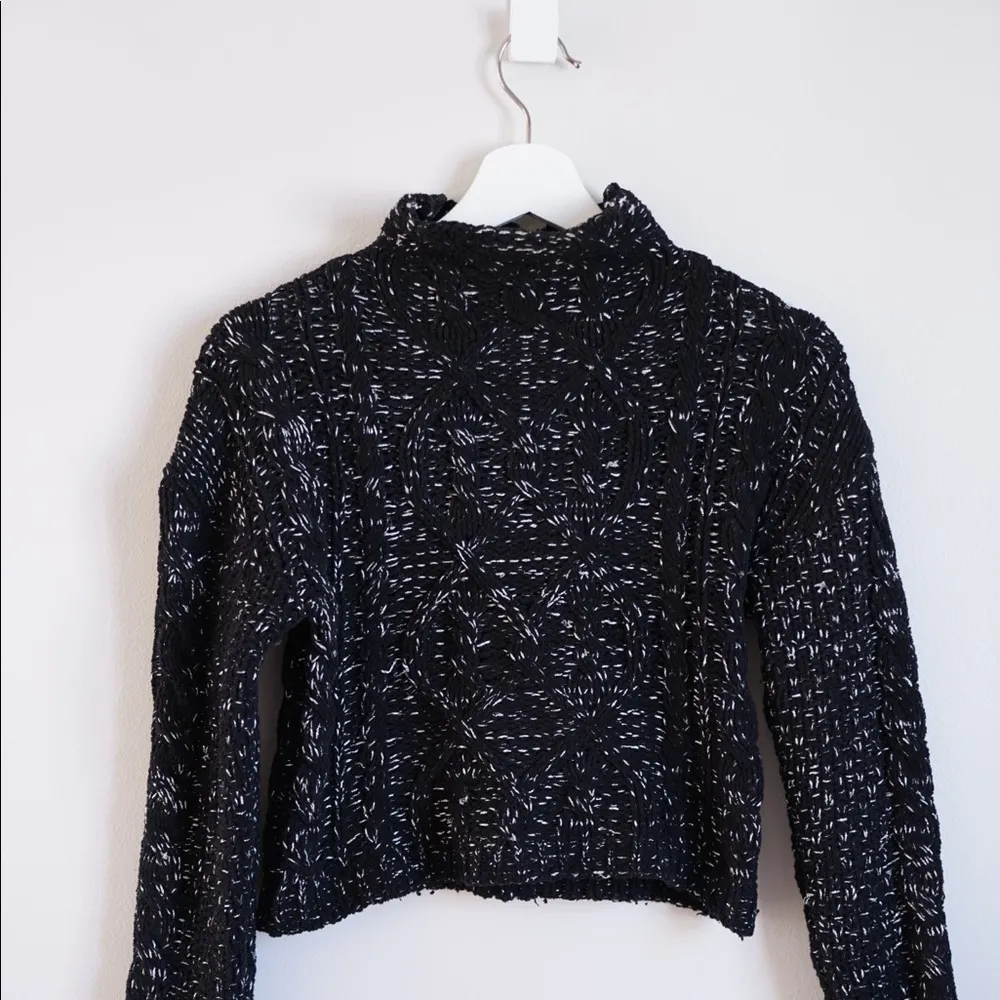 Bebe black sweater. - Image 4