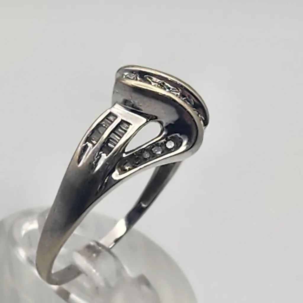Sun 10 Karat White Gold & Diamond Ring (10.5) Silver - Image 3