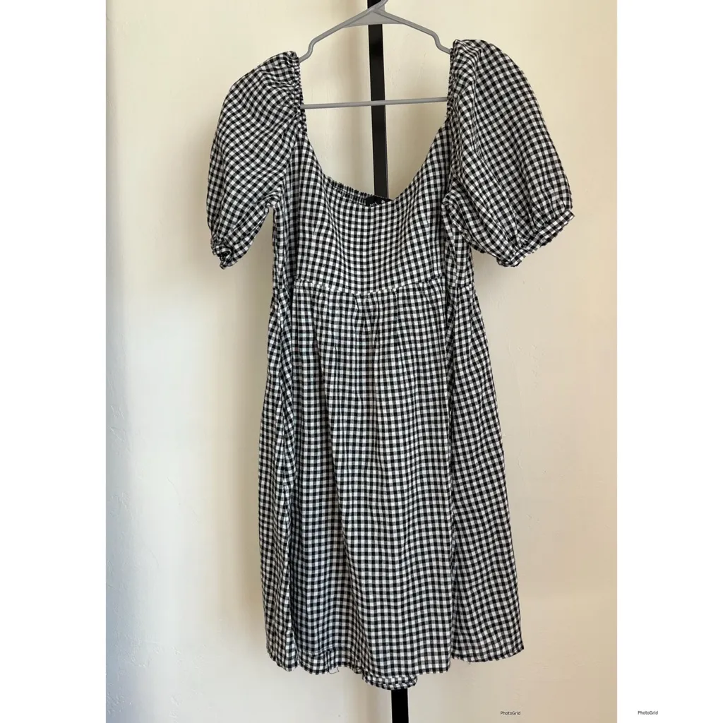 Tuckernuck Pomander Place Abigail Gingham Dress Size Large - Image 2