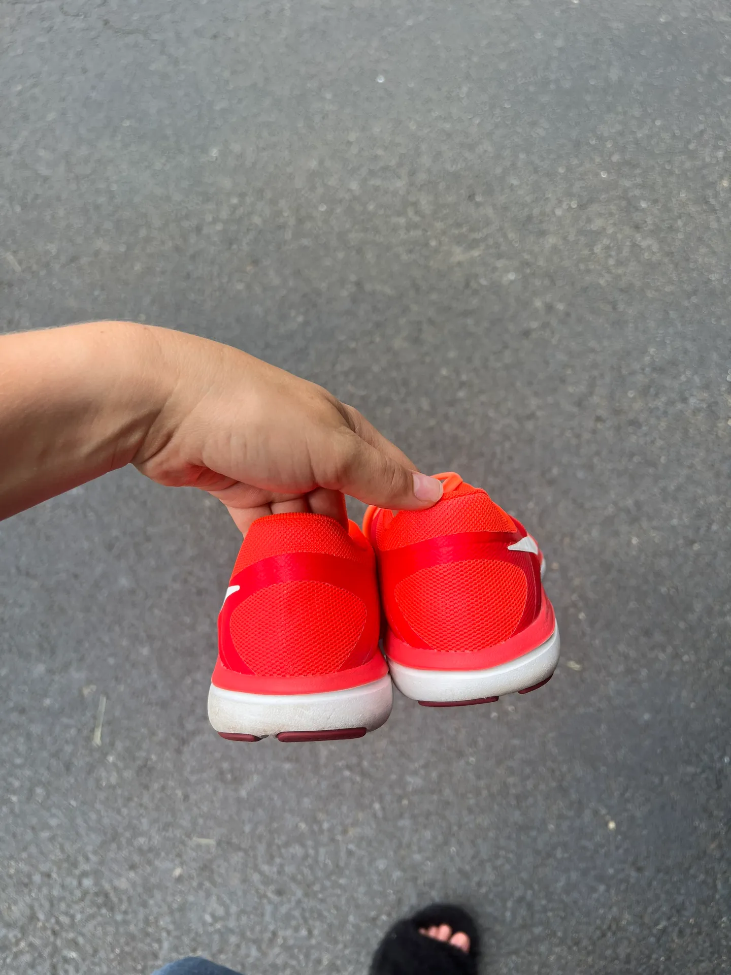 Running Shoes - Image 3