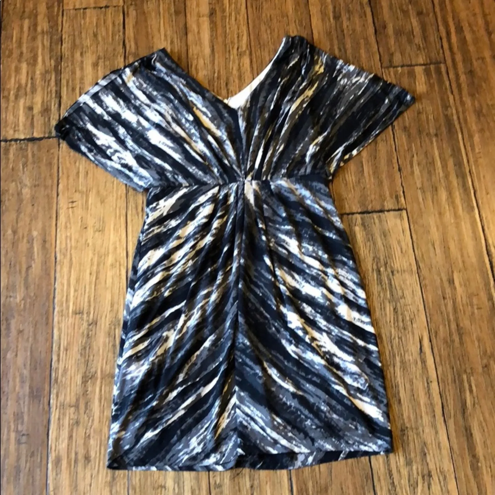 Suzi Chin Dress Dolman Sleeve Black Size 6P - Image 4