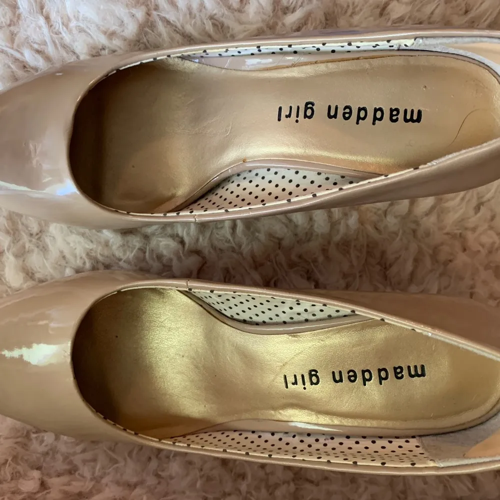 MADDEN GIRL PATENT LEATHER HEEL - Image 2