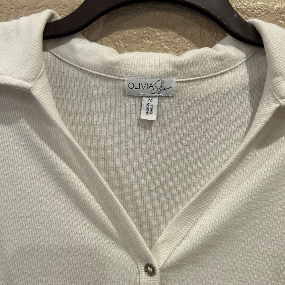 Olivia Sky Women's Cream Button-Up Long Sleeve Top - Image 9