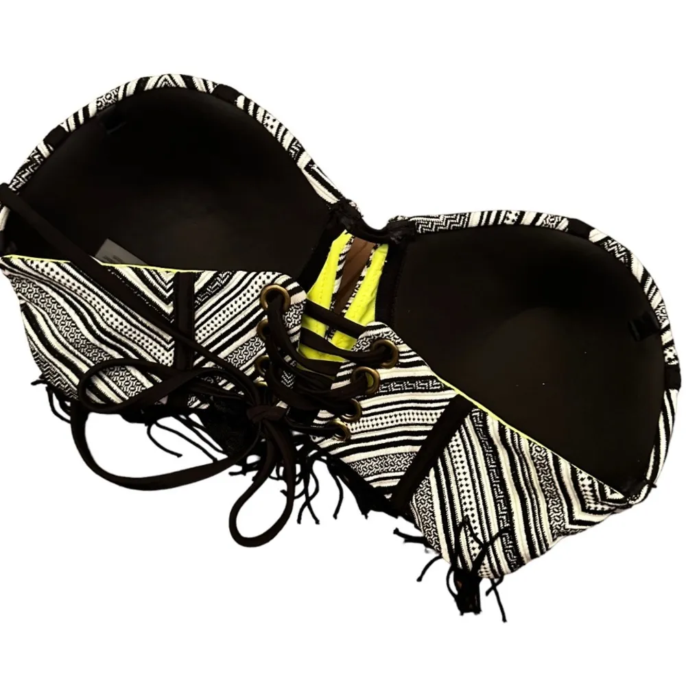 Beach Bunny‎ Bikini Top with Fringe - Image 4