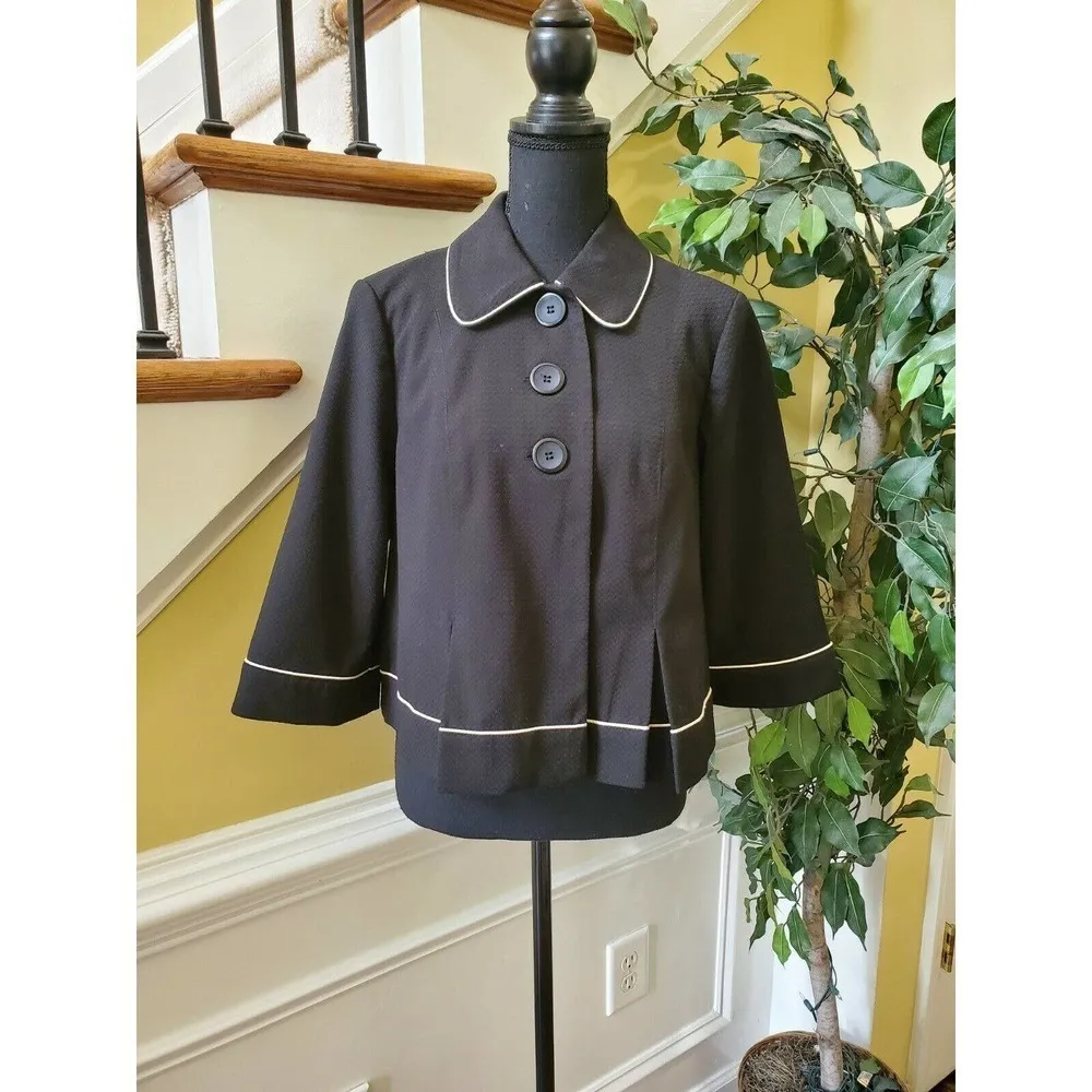 Sunny Leigh  Beige Lightweight Short Jacket, Size 6 - Image 9