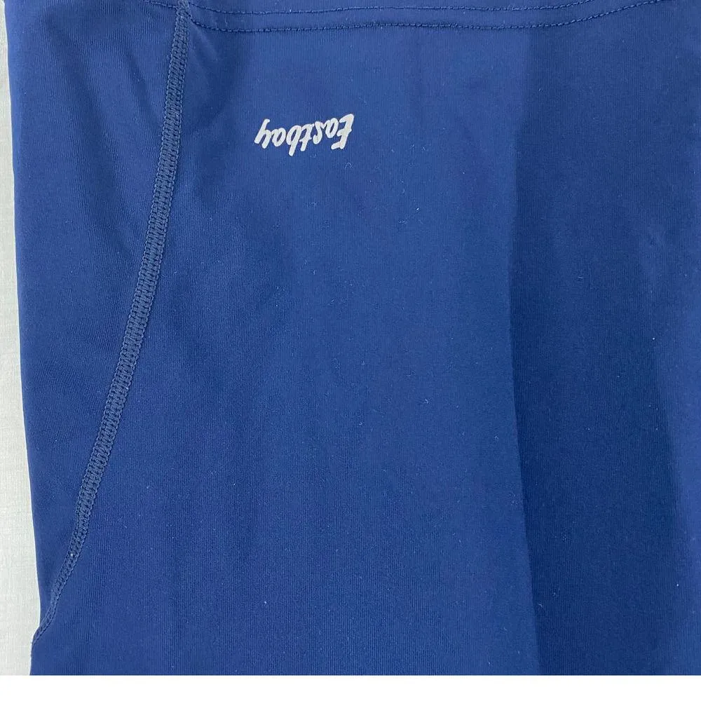 Eastbay Navy blue Woman's Small compression thermal dry fit shirt sz Small - Image 2