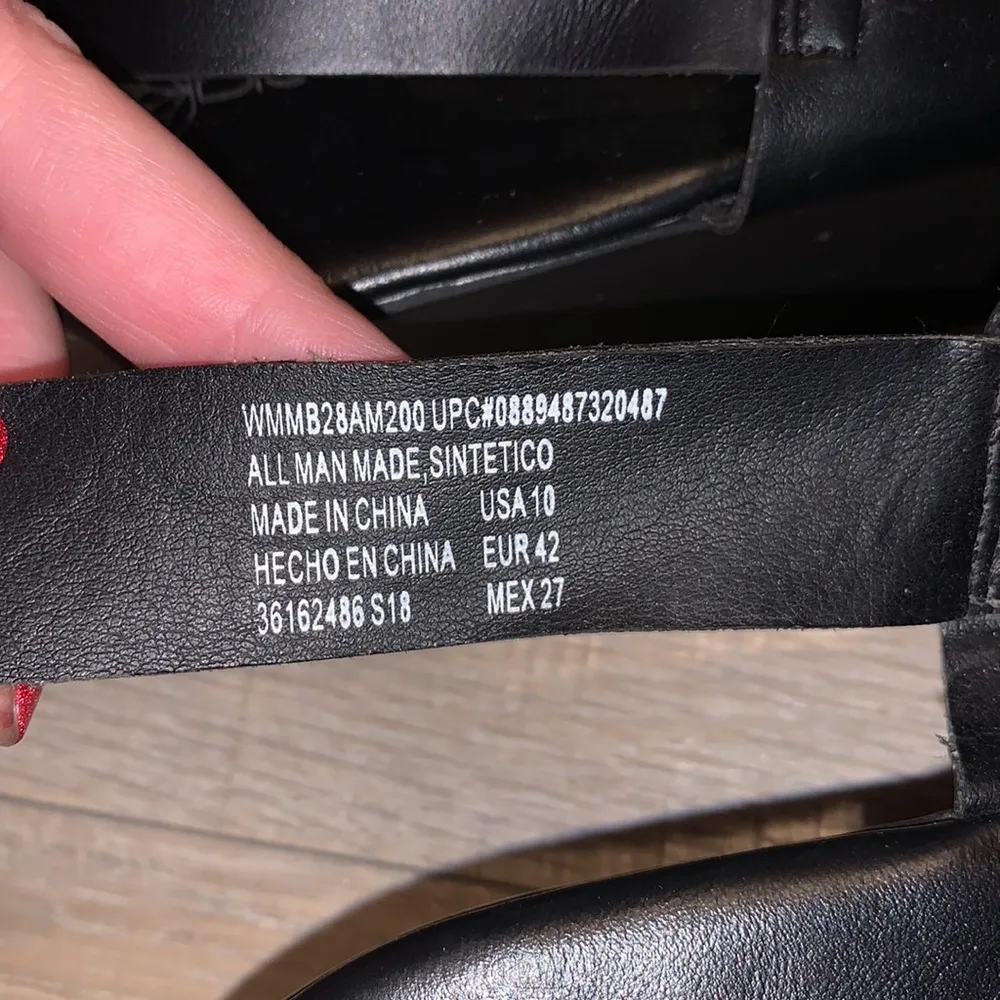 Big Buddha  black strappy platform sandals - Image 8