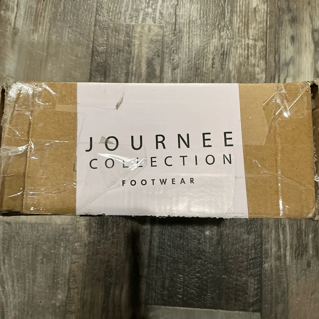 Journee Collection Tan Ankle Booties Size 7 - Image 13