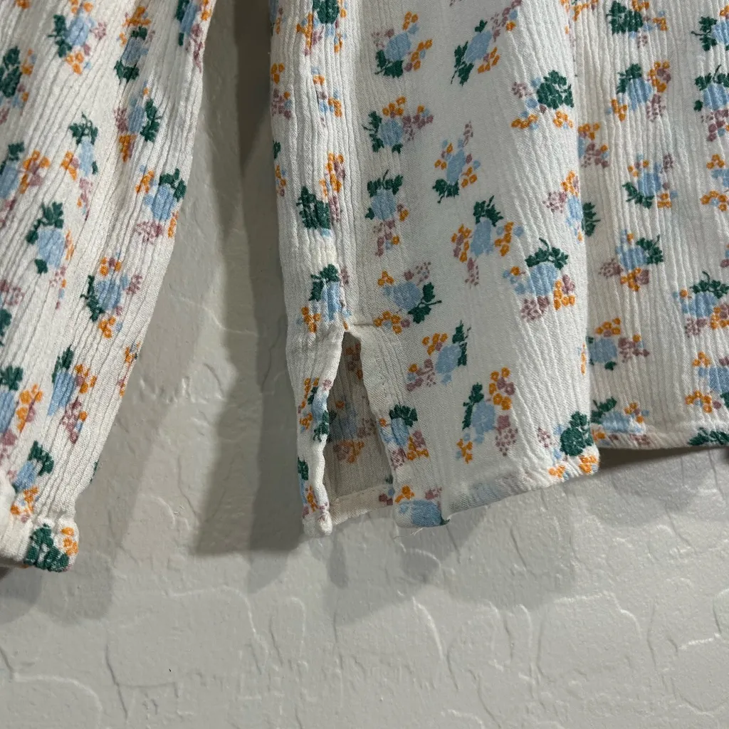 Democracy Boho Floral Embroidered Peasant Top Large White Long Sleeve Blouse - Image 3