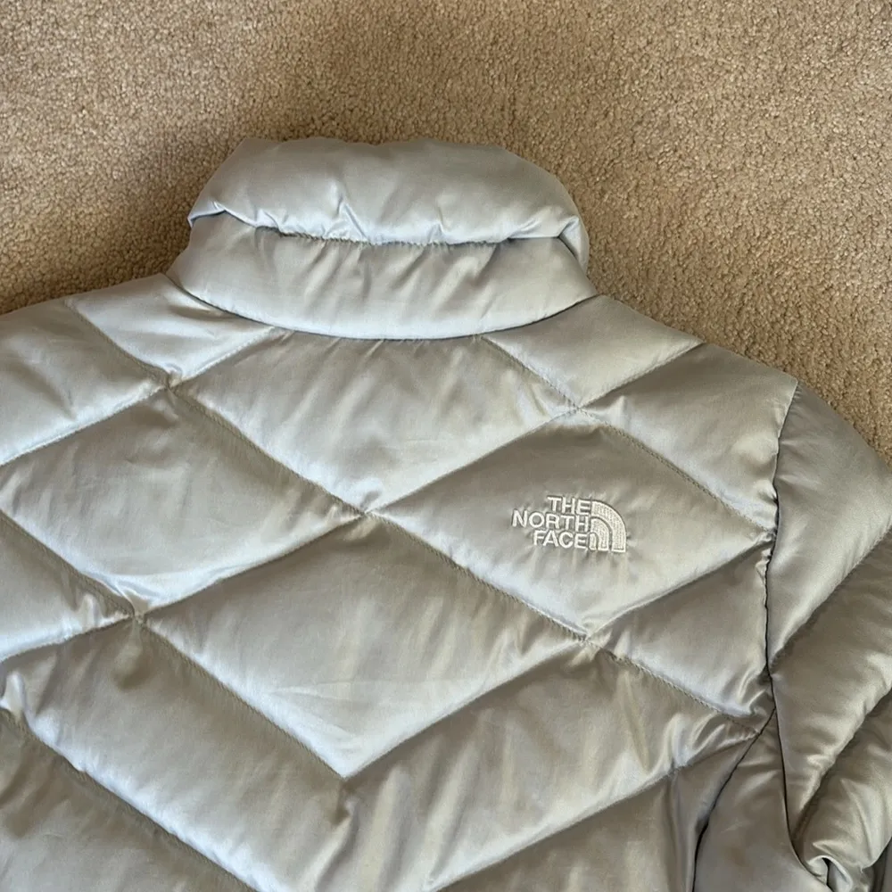 The North Face NWOT  Jacket - Image 8