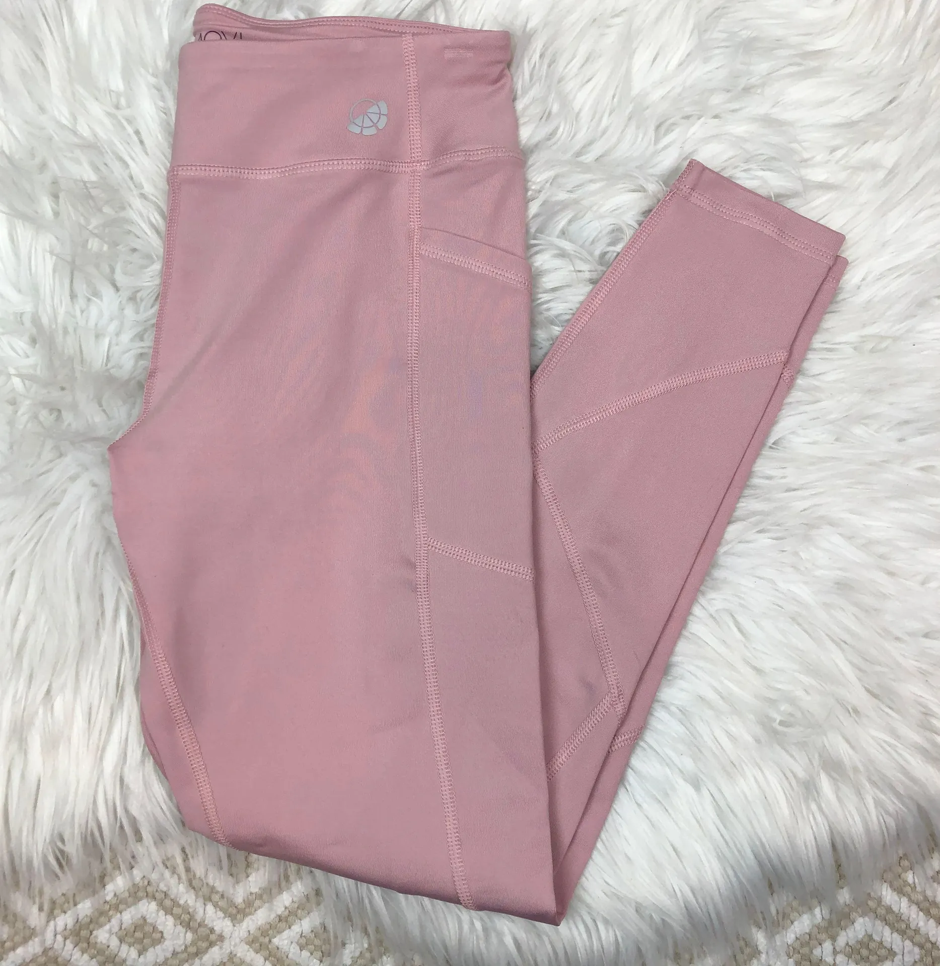 MOVI Activewear Cropped Leggings Light Pink XS - Image 3