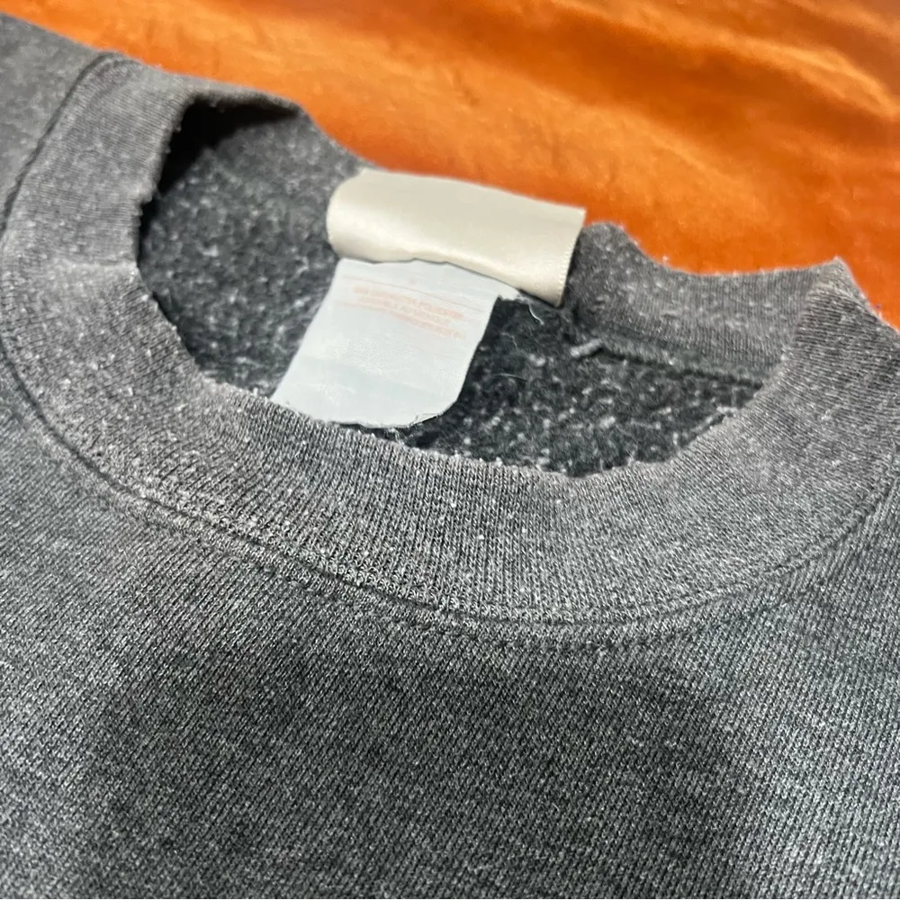 Vintage 2000s Arctic Man Classic Hanes Graphic Sweatshirt Gray Large - Image 9