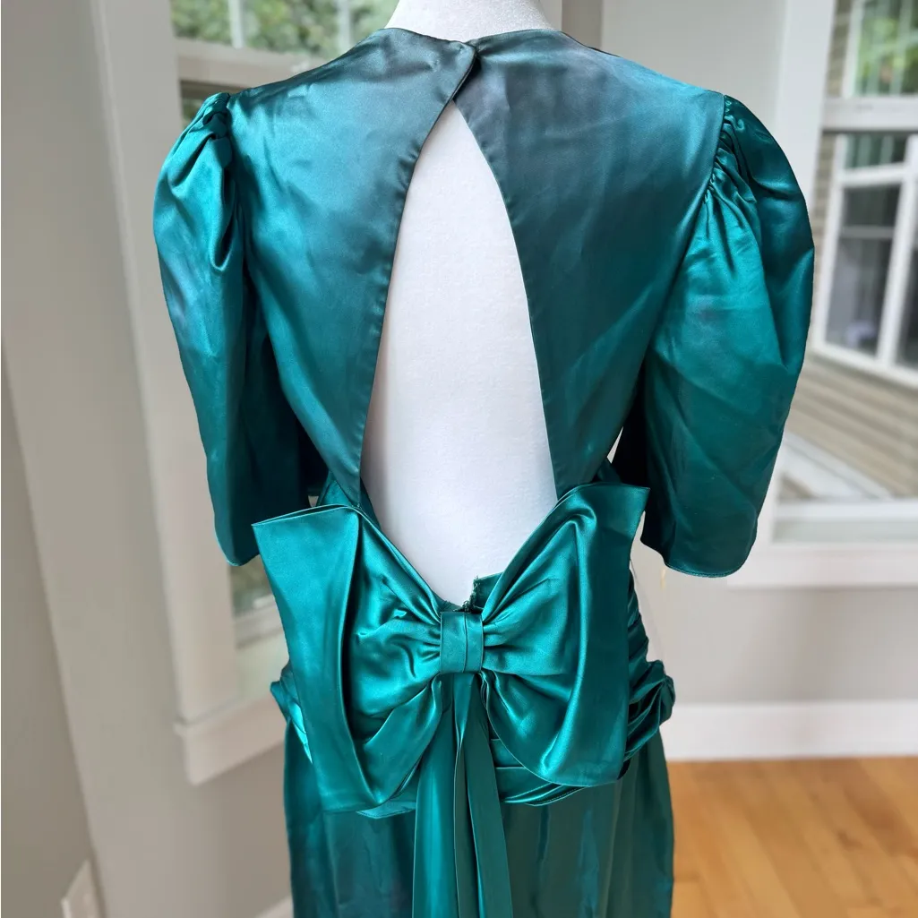 Vintage 80s Dk Green Satin Backless Oversized Bow Floor Length Prom Dress AS IS Size undefined - Image 16