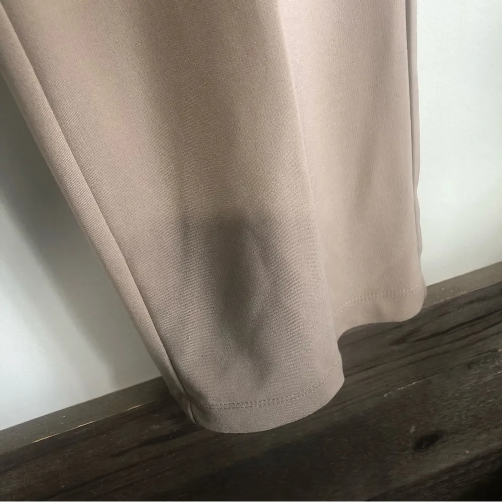 Susan Graver Tan Pull On Slacks sz Md - Image 3