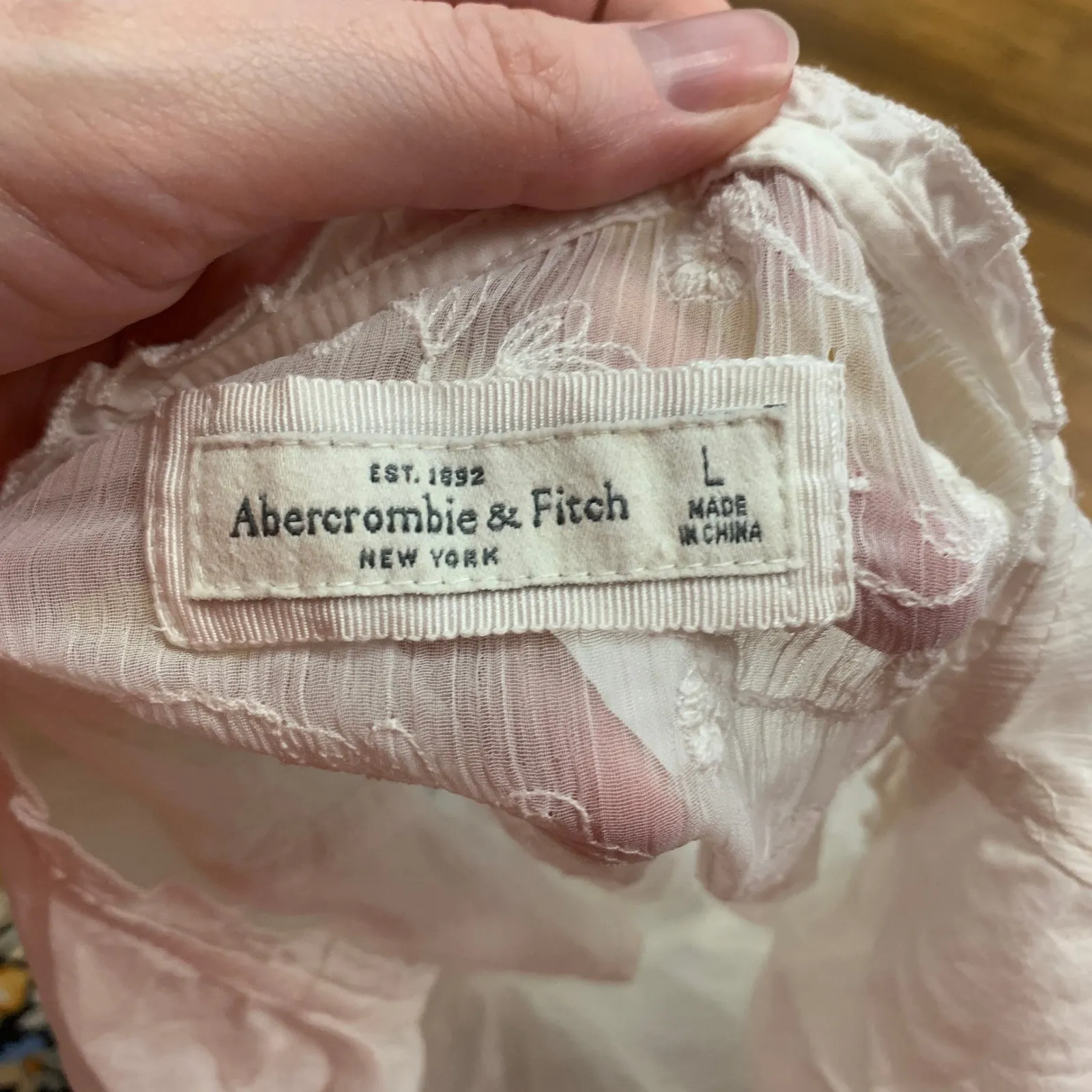 Abercrombie & Fitch White Lace Floral Embroidered Tie‎ Neck Cap Sleeve Top Large - Image 5