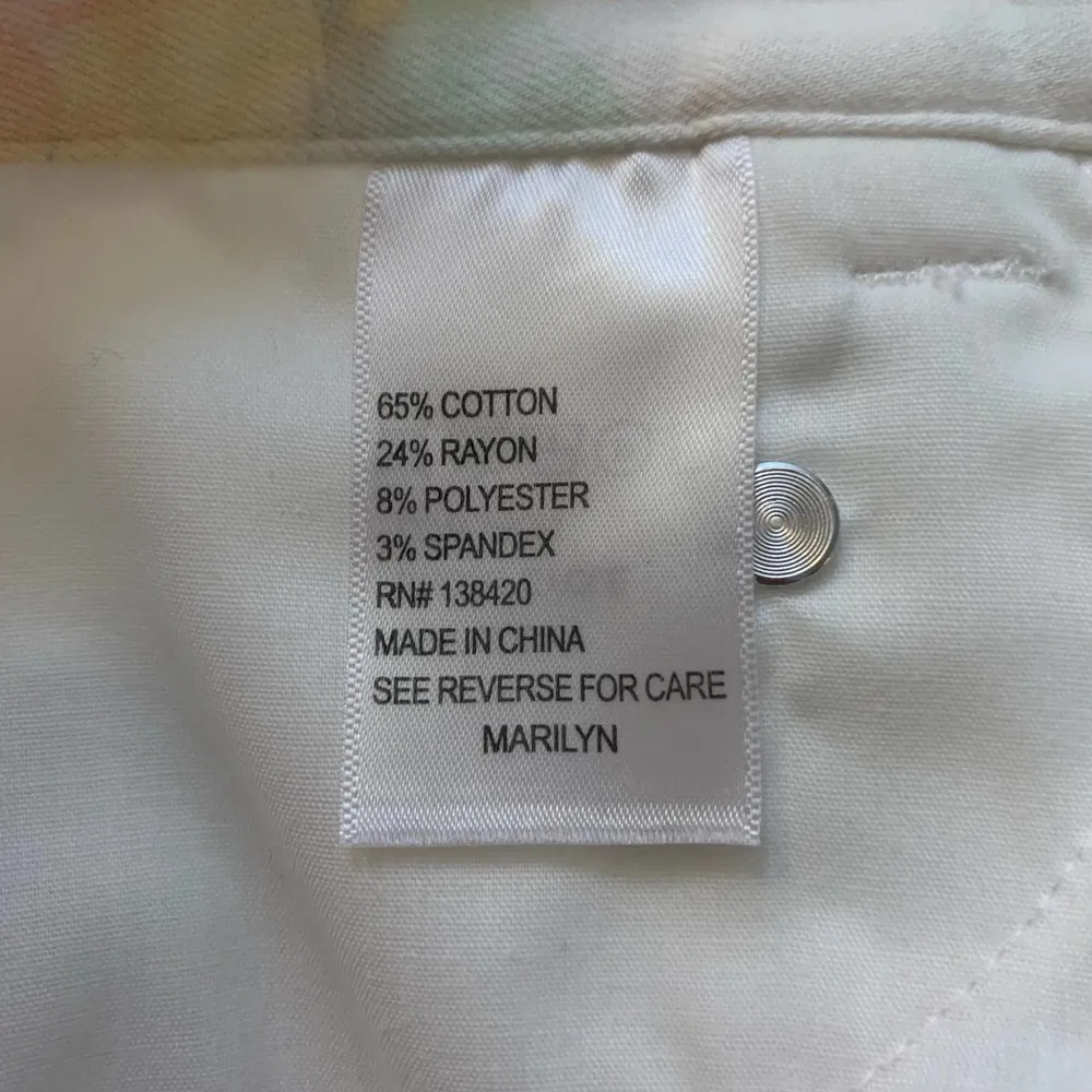 Etcetera cream and pink floral pants size 6 - Image 8