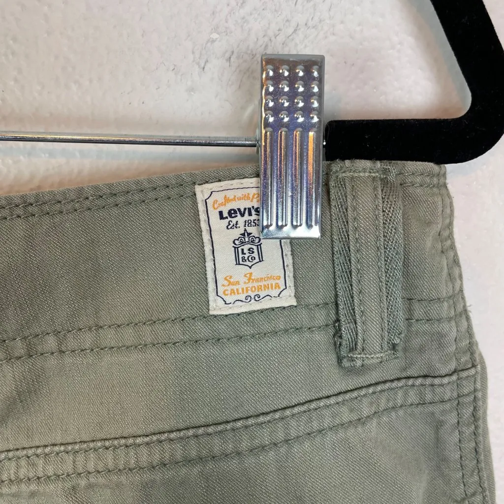 Levi's Women's 8 Y2K Capri Cargo Army Green Low Rise Pants Grunge‎ Punk Skater - Image 8