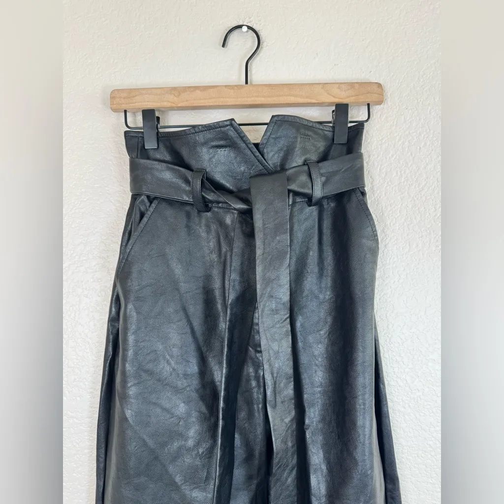 Bardot Debbie Black Faux Leather Paperbag Pants size US 4 Small $119 Revolve - Image 6