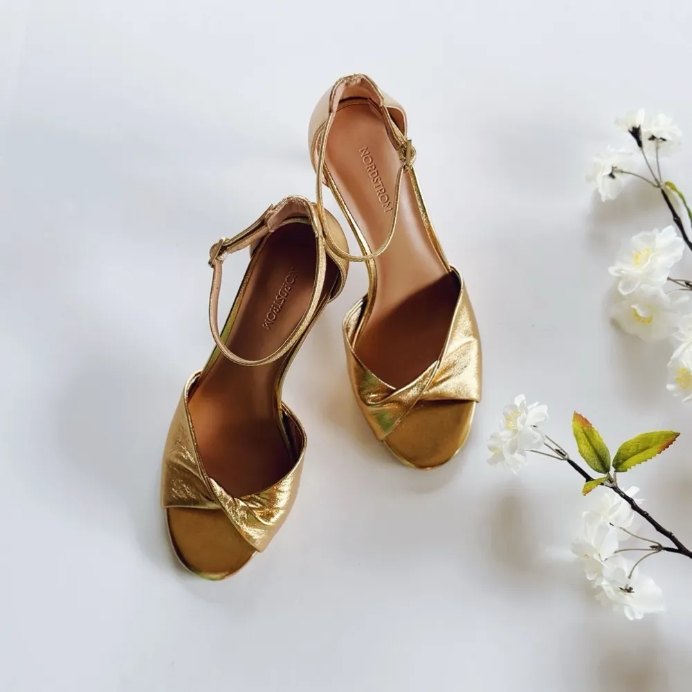 NEW Nordstrom Anders Lea Ankle Strap Sandal Gold Metallic - Image 2