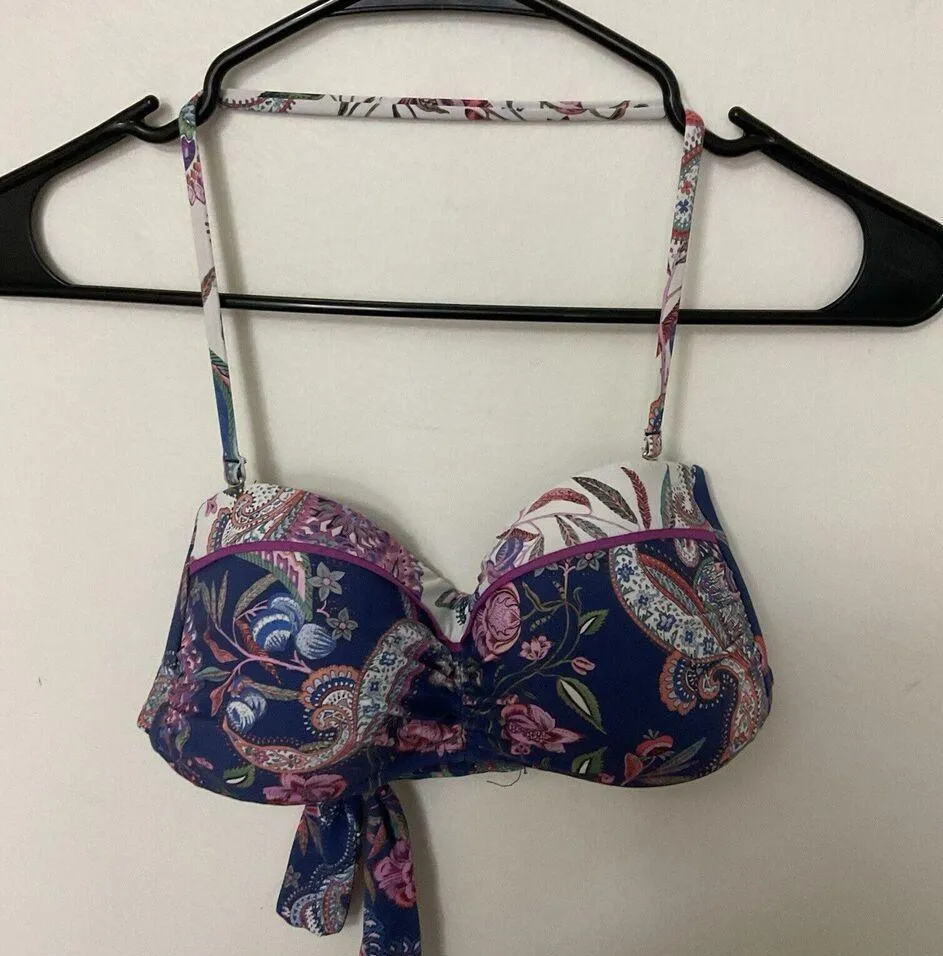 La Blanca Womens Beachwear Nylon Bikini Swim top Paisley Floral Size 8 Blue Pink - Image 2