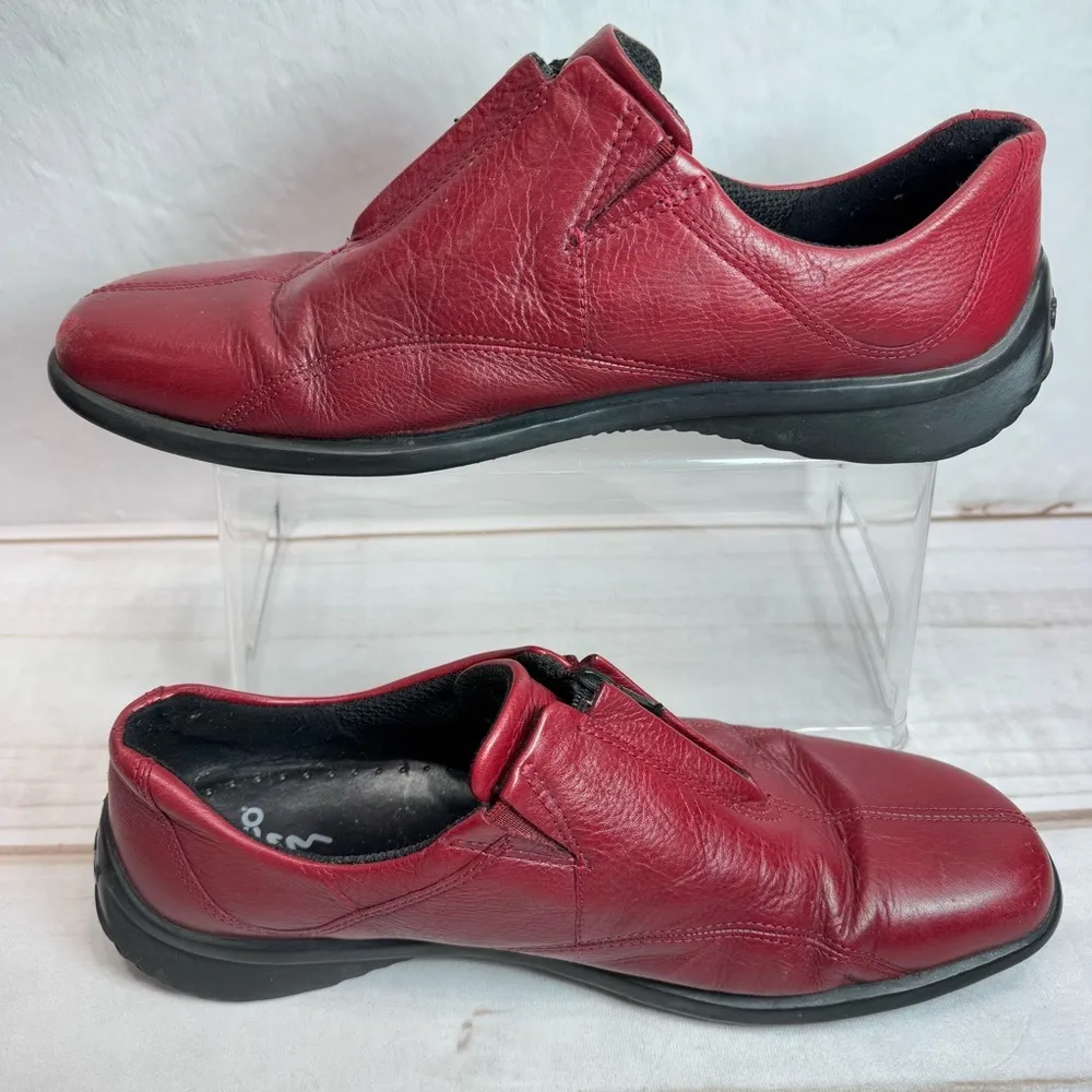 Ecco Dark Barn Red Leather Slip-On Loafer Shoes with Zipper Black Rubber Sole - Image 3